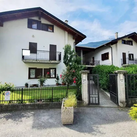 Apartment Casa Di 2 Piani Ai Piedi Della Valtournenche Cir 0032 Chatillon
